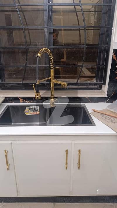 فیصل ٹاؤن - ایف ۔ 18 اسلام آباد میں 6 کمروں کا 5 مرلہ مکان 2.3 کروڑ میں برائے فروخت۔