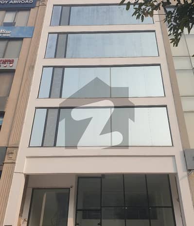 8 Marla Commercial Plaza For Sale Y Block Commercial Hub DHA Phase 3 Lahore
