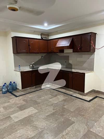 بحریہ ٹاؤن فیز 8 ۔ سفاری ویلی بحریہ ٹاؤن فیز 8,بحریہ ٹاؤن راولپنڈی,راولپنڈی میں 1 کمرے کا 3 مرلہ فلیٹ 30.0 لاکھ میں برائے فروخت۔