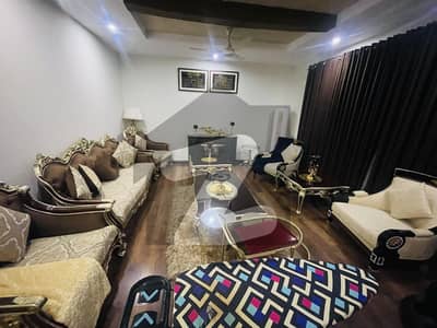 ڈی ایچ اے فیز 1 - بلاک اے فیز 1,ڈیفنس (ڈی ایچ اے),لاہور میں 5 کمروں کا 1 کنال مکان 7.5 کروڑ میں برائے فروخت۔