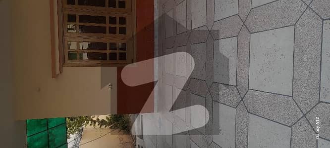 خیابان کالونی 2 فیصل آباد میں 3 کمروں کا 18 مرلہ مکان 1.25 لاکھ میں کرایہ پر دستیاب ہے۔