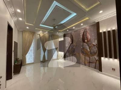 Vip 10 Marla Luxury Non Furnished Upper Portion Available For Rent In Bahria Town Lahore