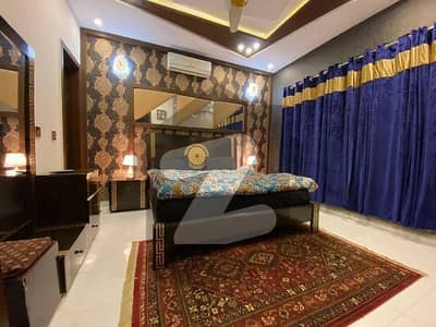 Vip 10 Marla Luxury Furnished Upper Portion Available For Rent In Bahria Town Lahore
