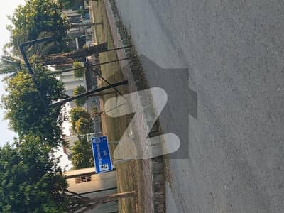 22 Marla Plot For Sale on Ideal Location