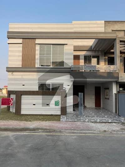 6.50 Marla Brand New Corner Beautiful House For Sale In Overseas C Block Bahria Town Lahore
