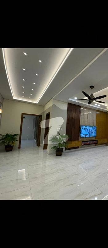 ڈی ایچ اے ڈیفینس فیز 1 ڈی ایچ اے ڈیفینس,اسلام آباد میں 5 کمروں کا 1 کنال مکان 10.1 کروڑ میں برائے فروخت۔