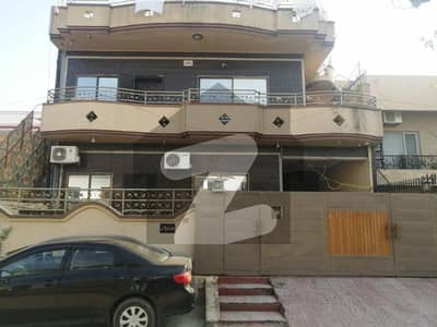 جی ۔ 9/4 جی ۔ 9,اسلام آباد میں 10 کمروں کا 10 مرلہ مکان 9.5 کروڑ میں برائے فروخت۔