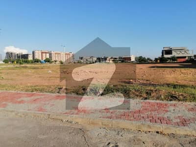 بحریہ ٹاؤن فیز 8 بحریہ ٹاؤن راولپنڈی,راولپنڈی میں 10 مرلہ رہائشی پلاٹ 75.0 لاکھ میں برائے فروخت۔