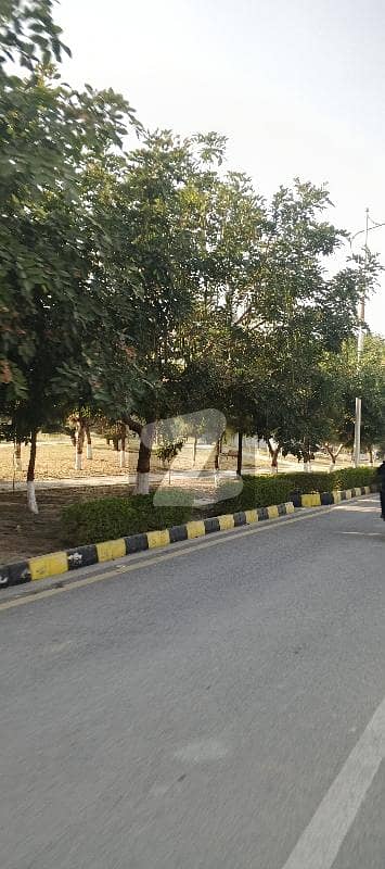 B17 Block C 10 Marla Plot Available For Sale