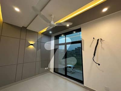 Gorgeous 5 Marla House For sale Available In DHA Defence Phase 3