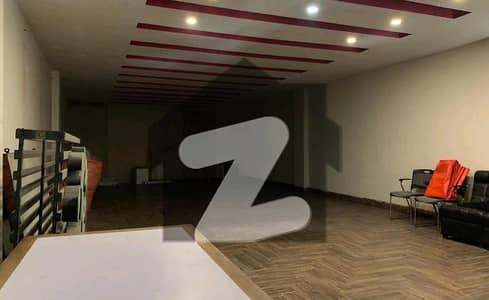 کوہ نور ون جڑانوالہ روڈ,فیصل آباد میں 2 کمروں کا 5 مرلہ دفتر 60.0 ہزار میں کرایہ پر دستیاب ہے۔