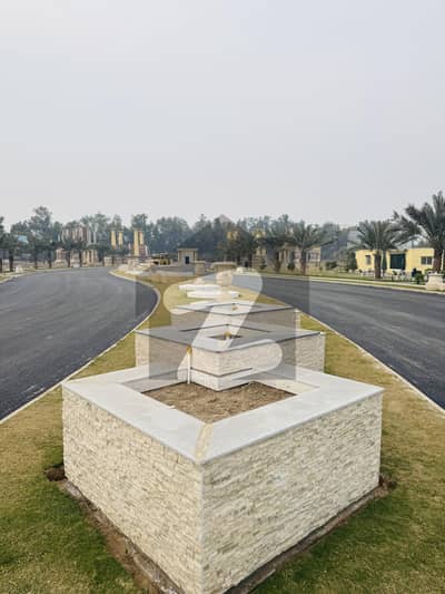 آکلینڈ ولاز لوئر کینال روڈ,فیصل آباد میں 10 مرلہ رہائشی پلاٹ 1.48 کروڑ میں برائے فروخت۔