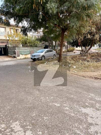 سوان گارڈن ۔ بلاک ایف سوان گارڈن,اسلام آباد میں 16 مرلہ رہائشی پلاٹ 2.1 کروڑ میں برائے فروخت۔