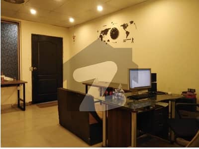 گلبرگ 3 گلبرگ,لاہور میں 1 مرلہ Studio دفتر 28.0 ہزار میں کرایہ پر دستیاب ہے۔