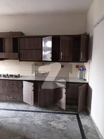 پاکستان ٹاؤن ۔ فیز 2 پاکستان ٹاؤن,اسلام آباد میں 4 کمروں کا 6 مرلہ مکان 2.5 کروڑ میں برائے فروخت۔