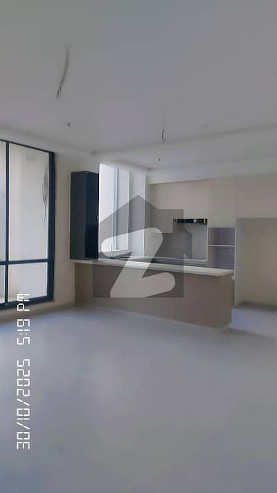 گلبرگ ریزیڈنشیا گلبرگ,اسلام آباد میں 5 کمروں کا 10 مرلہ مکان 7.25 کروڑ میں برائے فروخت۔