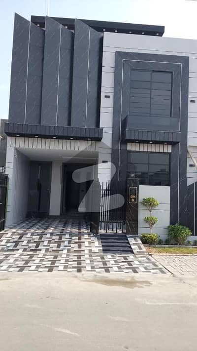 5 marla ultra modern house available for sale