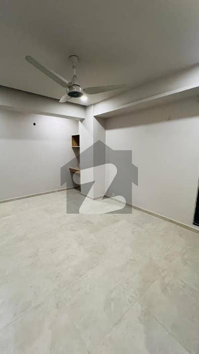 دی ویرینڈا ریزیڈینس ای ۔ 11/1,ای ۔ 11,اسلام آباد میں 2 کمروں کا 8 مرلہ فلیٹ 1.3 لاکھ میں کرایہ پر دستیاب ہے۔