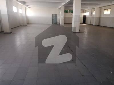 سندھ انڈسٹریل ٹریڈنگ اسٹی - ایس آئی ٹی ای کراچی میں 3 کنال فیکٹری 16.5 کروڑ میں برائے فروخت۔