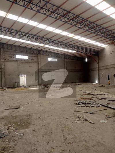 سندھ انڈسٹریل ٹریڈنگ اسٹی - ایس آئی ٹی ای کراچی میں 6 کنال گودام 15.0 لاکھ میں کرایہ پر دستیاب ہے۔