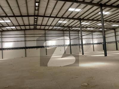 سندھ انڈسٹریل ٹریڈنگ اسٹی - ایس آئی ٹی ای کراچی میں 22 کنال گودام 40.0 لاکھ میں کرایہ پر دستیاب ہے۔