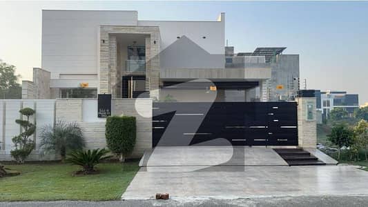 ڈی ایچ اے فیز 7 ڈیفنس (ڈی ایچ اے),لاہور میں 6 کمروں کا 1 کنال مکان 12.0 کروڑ میں برائے فروخت۔