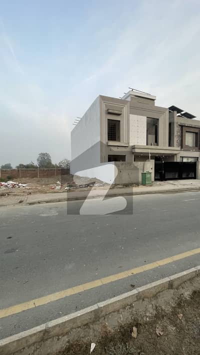 بحریہ ٹاؤن جناح بلاک بحریہ ٹاؤن سیکٹر ای,بحریہ ٹاؤن,لاہور میں 10 مرلہ رہائشی پلاٹ 1.75 کروڑ میں برائے فروخت۔