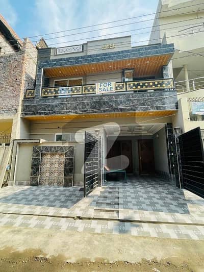 جوبلی ٹاؤن لاہور میں 5 کمروں کا 5 مرلہ مکان 1.95 کروڑ میں برائے فروخت۔