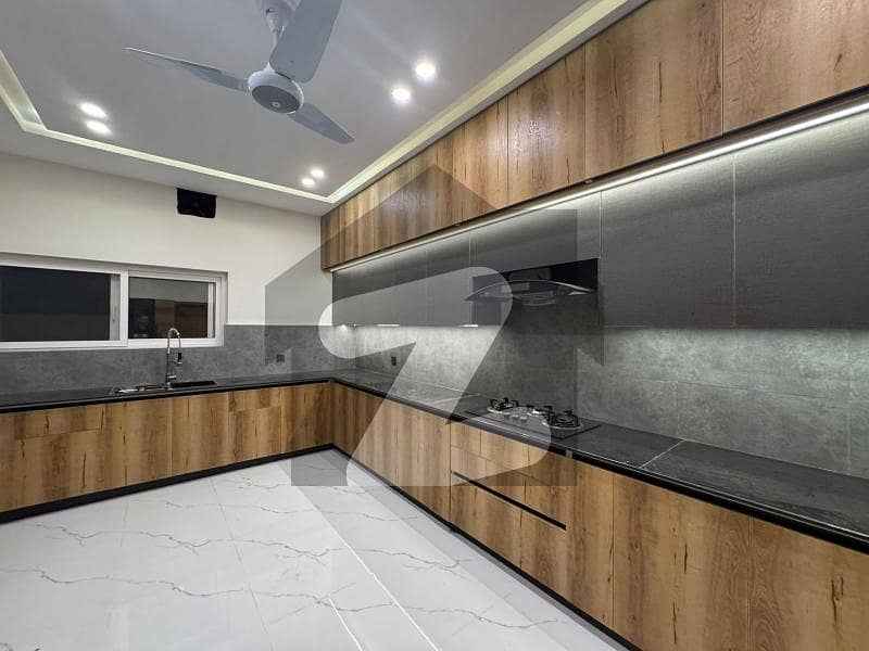 G-6 House For Sale Fully Renovated With Huge Extra Land G-6 House For Sale Fully Renovated With Huge Extra Land