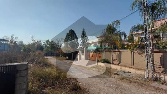 بنی گالہ اسلام آباد میں 1 کنال رہائشی پلاٹ 1.65 کروڑ میں برائے فروخت۔