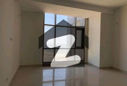 Prime Location 1211 Square Feet Flat For sale Available In DHA Defence