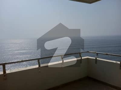 Oceanfront view Apartment 04 bed Full Saea facing in pearl Tower 01