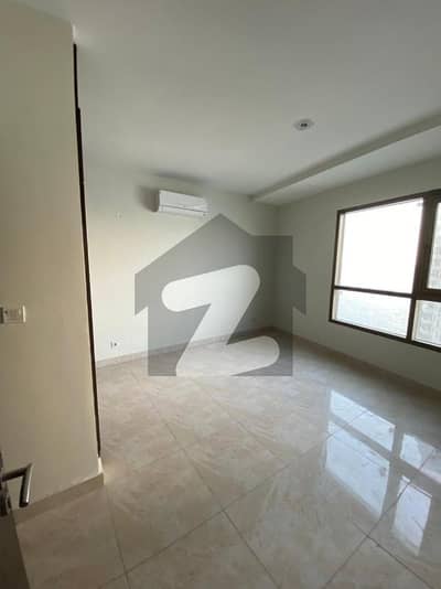 Prime Location Emaar Pearl Towers Flat Sized 2448 Square Feet Is Available