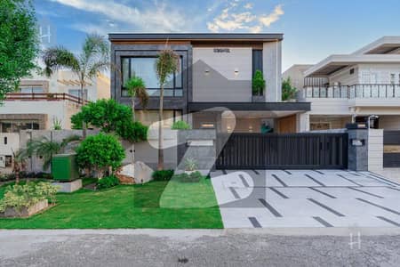 1 KANAL BRAND NEW FULLY FURNISHID ULTRA MODERN DESIGN HOUSE FOR SALE IN DHA PHASE 7