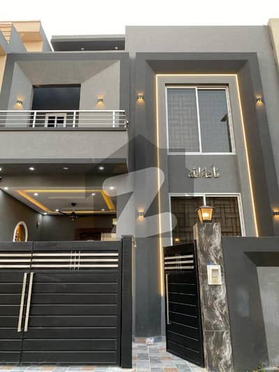 سٹی ہاؤسنگ سوسائٹی گوجرانوالہ میں 4 کمروں کا 5 مرلہ مکان 1.78 کروڑ میں برائے فروخت۔ سٹی ہاؤسنگ سوسائٹی گوجرانوالہ میں 4 کمروں کا 5 مرلہ مکان 1.78 کروڑ میں برائے فروخت۔