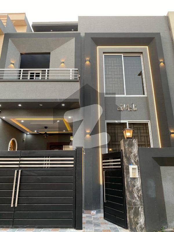 سٹی ہاؤسنگ سوسائٹی گوجرانوالہ میں 4 کمروں کا 5 مرلہ مکان 1.78 کروڑ میں برائے فروخت۔ سٹی ہاؤسنگ سوسائٹی گوجرانوالہ میں 4 کمروں کا 5 مرلہ مکان 1.78 کروڑ میں برائے فروخت۔