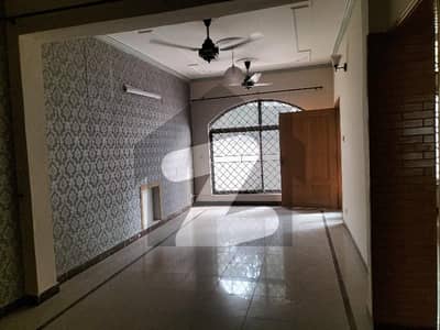 جی ۔ 10/1 جی ۔ 10,اسلام آباد میں 4 کمروں کا 7 مرلہ مکان 1.8 لاکھ میں کرایہ پر دستیاب ہے۔