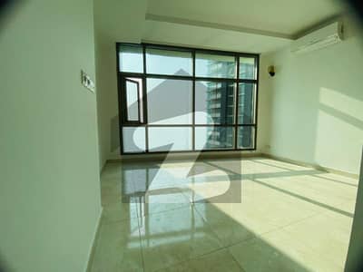 Prime Location 2632 Square Feet Flat Is Available In Affordable Price In Emaar Pearl Towers