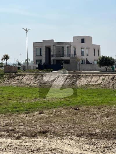 20 MARLA MOST BEAUTIFUL PRIME LOCATION RESIDENTIAL PLOT FOR SALE IN NEW LAHORE CITY PHASE 3