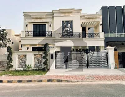 ڈی ایچ اے فیز 4 ڈیفنس (ڈی ایچ اے),لاہور میں 4 کمروں کا 10 مرلہ مکان 1.65 لاکھ میں کرایہ پر دستیاب ہے۔