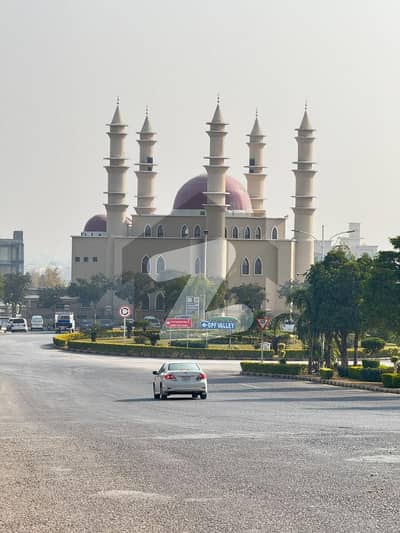 گلبرگ گرینز ۔ بلاک ای گلبرگ گرینز,گلبرگ,اسلام آباد میں 6 کمروں کا 5 کنال فارم ہاؤس 35.0 کروڑ میں برائے فروخت۔