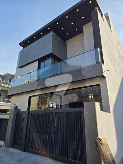 5.5 Marla Brand New Corner House for Sale in in Jade Extension, Park View City Lahore 5.5 Marla Brand New Corner House for Sale in in Jade Extension, Park View City Lahore