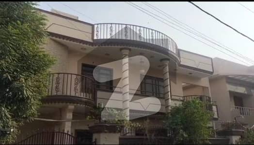 گلستانِ جوہر کراچی میں 6 کمروں کا 16 مرلہ مکان 8.5 کروڑ میں برائے فروخت۔