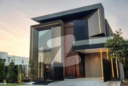 ڈی ایچ اے فیز 7 - بلاک یو فیز 7,ڈیفنس (ڈی ایچ اے),لاہور میں 6 کمروں کا 1 کنال مکان 20.45 کروڑ میں برائے فروخت۔