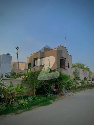 A Stunning House Is Up For Grabs In Saima Luxury Homes Saima Luxury Homes