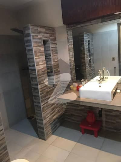 1 kanal non-furnished House for Sale on prime location DHA Phase 2