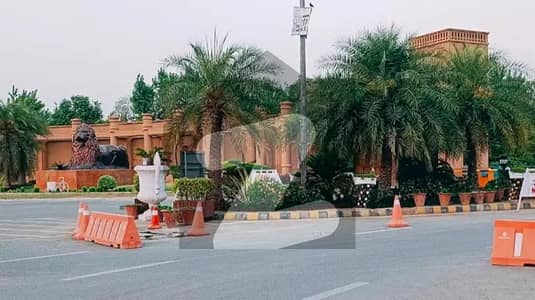 5 Marla Plot Available At Hot Location Near To park Mosque & Commercial At Reasonable Price In New Lahore City phase 4