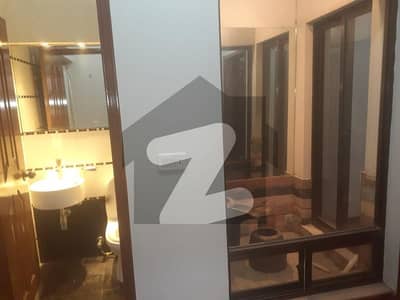 ڈی ایچ اے فیز 3 - بلاک ڈبل ایکس فیز 3,ڈیفنس (ڈی ایچ اے),لاہور میں 5 مرلہ کمرہ 40.0 ہزار میں کرایہ پر دستیاب ہے۔