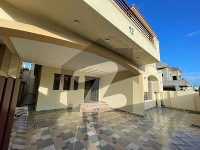 بحریہ انکلیو - سیکٹر سی 1 بحریہ انکلیو,بحریہ ٹاؤن,اسلام آباد میں 5 کمروں کا 10 مرلہ مکان 4.8 کروڑ میں برائے فروخت۔ بحریہ انکلیو - سیکٹر سی 1 بحریہ انکلیو,بحریہ ٹاؤن,اسلام آباد میں 5 کمروں کا 10 مرلہ مکان 4.8 کروڑ میں برائے فروخت۔