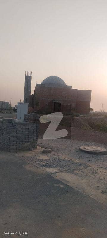 10 Marla Plot Available At Hot Location Near To park Mosque & Commercial At Reasonable Price In New Lahore City phase 4
